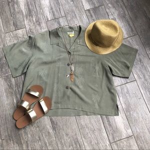 EUC Tommy Bahama summer shirt - 100% silk